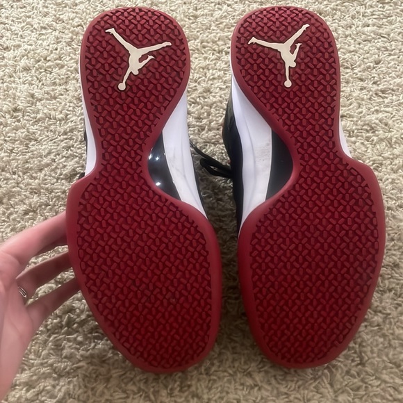 Men’s Nike Jordan Retro 11s. Size 11. - Picture 4 of 5